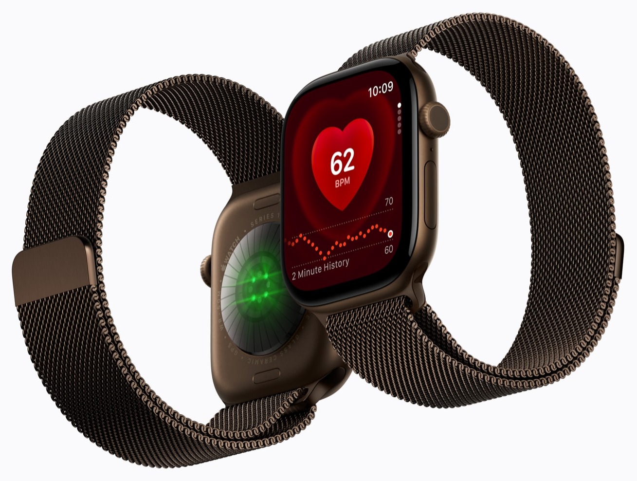 两只 Apple Watch Series 12，一只显示 62 BPM 的心率，另一只露出背面亮着绿光的传感器